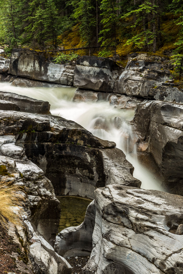 Maligne Canyon